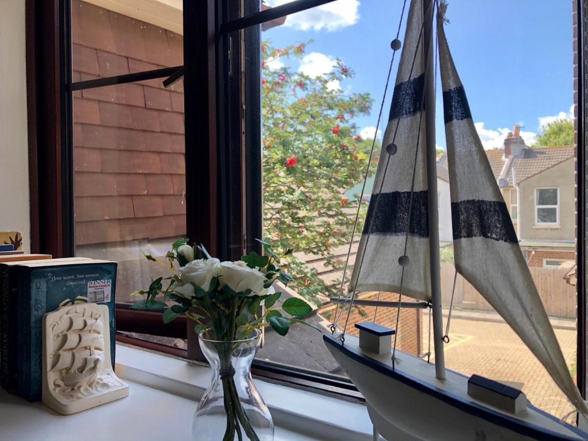 St Georges Balcony Suite With Parking ポーツマス エクステリア 写真
